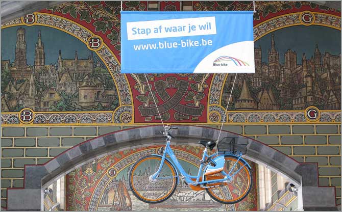 Blue-bike — projectbeeld 1
